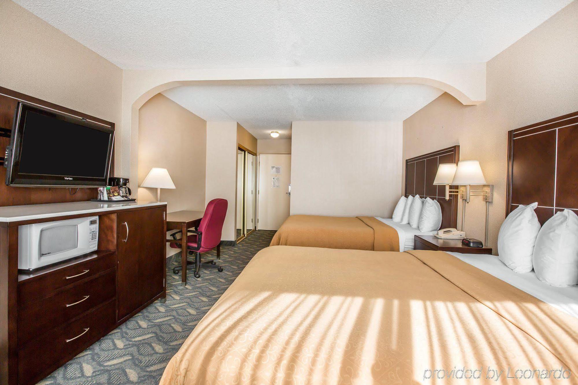 Quality Inn & Suites Walnut - City Of Industry Esterno foto